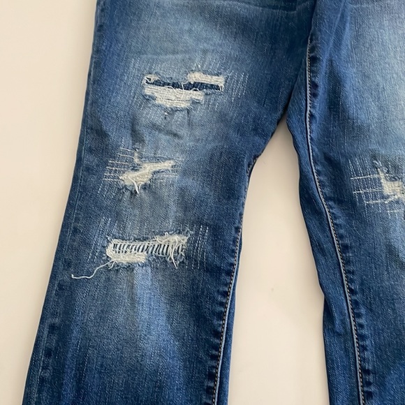 Liz Lange Maternity Ankle Skinny Factory Distressed PullOn jeans- Size M - Picture 4 of 11